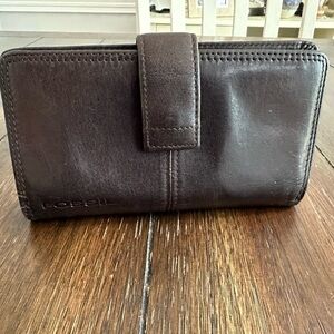 Fossil wallet + check cover